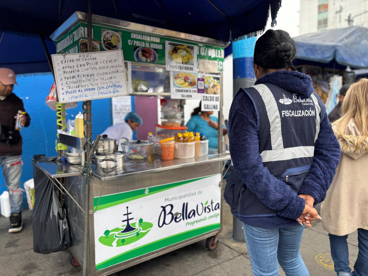 Fiscalización realizó un operativo en contra de la informalidad en los alrededores del Hospital Carrión. Como parte de esta intervención, también se inspeccionaron a los vendedores formales con el fin de verificar que cuenten con la documentación y las condiciones requeridas. 🚨