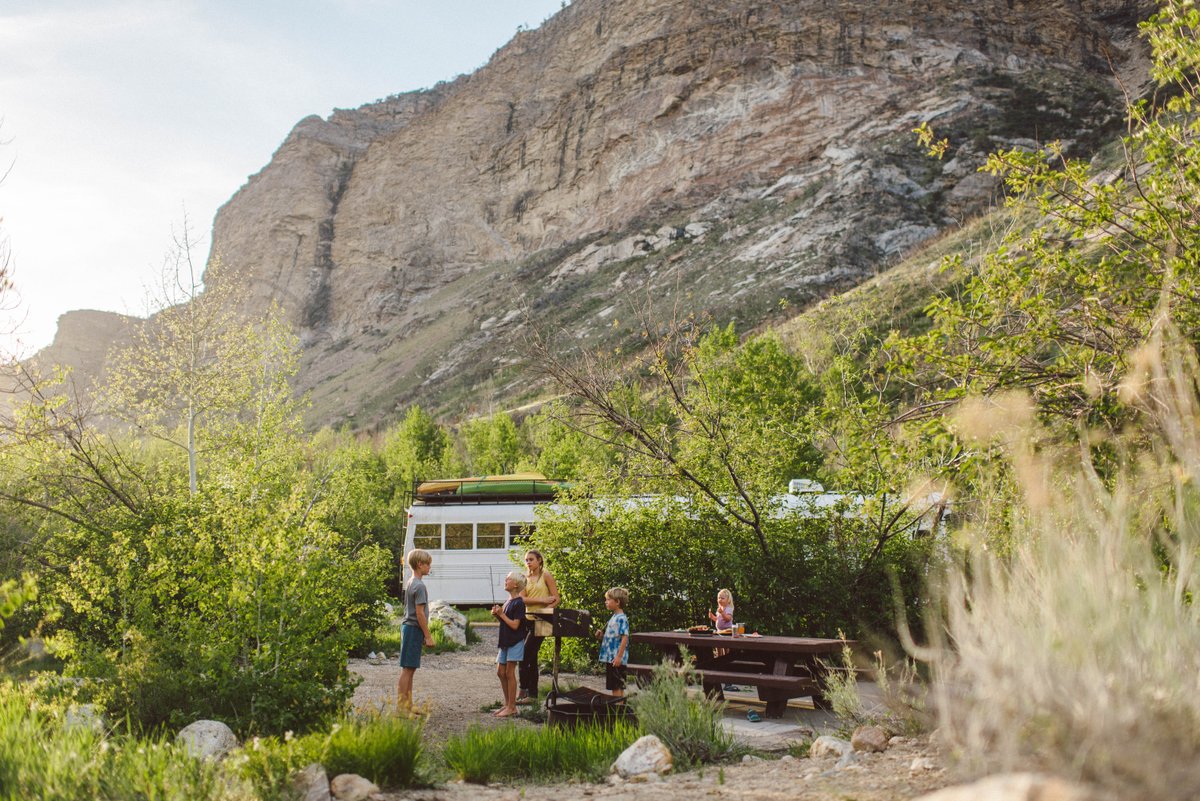 ⛰️🧺 Life’s a picnic, especially when you get to explore the Silver State. #InternationalPicnicDay 

📍: Lamoille Canyon 
📸: therobertswerehere on IG