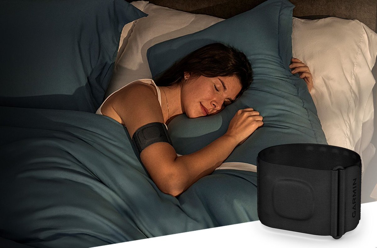 Meet the Garmin Index™ Sleep Monitor: a lightweight, upper-arm band that tracks sleep stages, HRV, Pulse Ox &amp; more for up to 7 nights. Syncs with Garmin Connect for deep recovery insights!  <a href="/Garmin/">Garmin</a> 

Full details: outdoorsportswire.com/rest-easy-with…

#SleepTech #Garmin