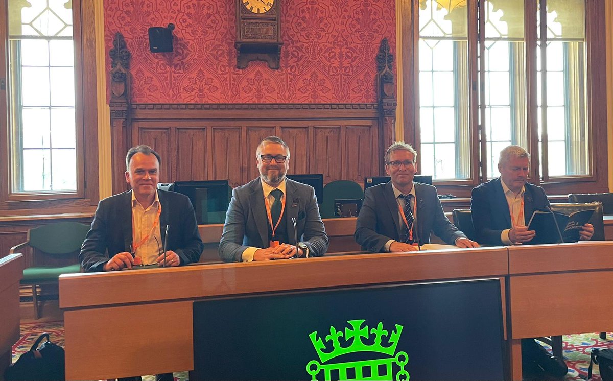 CWLSpaceCluster's tweet image. 📸 This week, joining a roundtable at the Houses of Parliament hosted by Chris Bryant MP discussing the strategic value of Cornwall’s space sector.
Cornwall’s global impact was recognised & UK Ministers aligned on a space strategy that puts clusters like ours centre stage 🌍