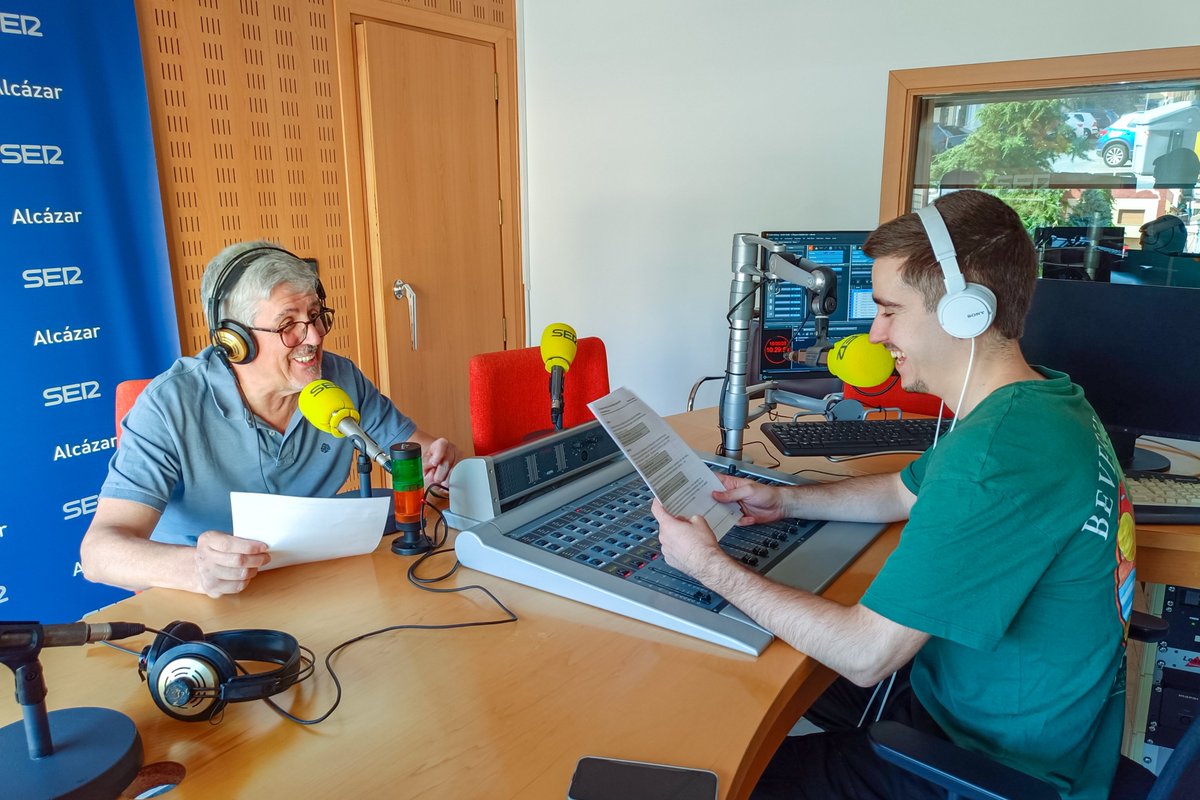 Este miércoles, José Luis Fernández y un servidor le hemos echado el cierre a la séptima temporada de Los Magníficos en la Cadena SER Alcázar con un programa que ha quedado muy bien. Ha sido el resumen de un curso con luces y sombras, con alegría y lágrimas… como todos, como la