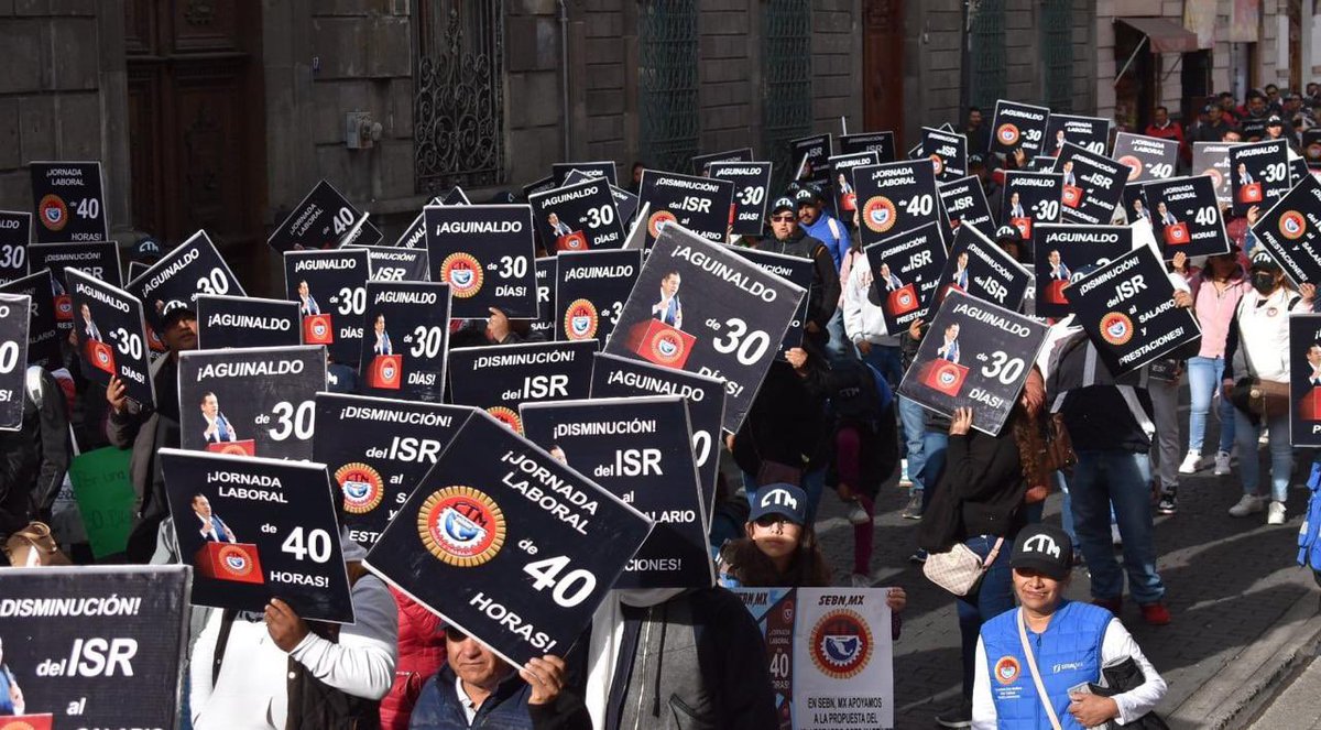 Con el liderazgo firme del líder <a href="/leobardosoto/">Leobardo Soto</a> de la <a href="/CTMPuebla/">CTM_FTPuebla</a> siguen luchando por la jornada de 40 horas.
Es tiempo de más vida, más familia y más justicia para las y los trabajadores.

¡Ahora van por las 40 horas con unidad y fuerza! 💪🏻