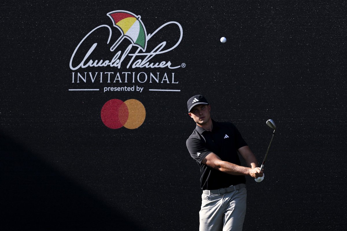 APinv's tweet image. From one iconic umbrella to another — here’s to a strong week, @TravelersChamp.☂️
Best of luck to those competing up in Connecticut!
#APInv
