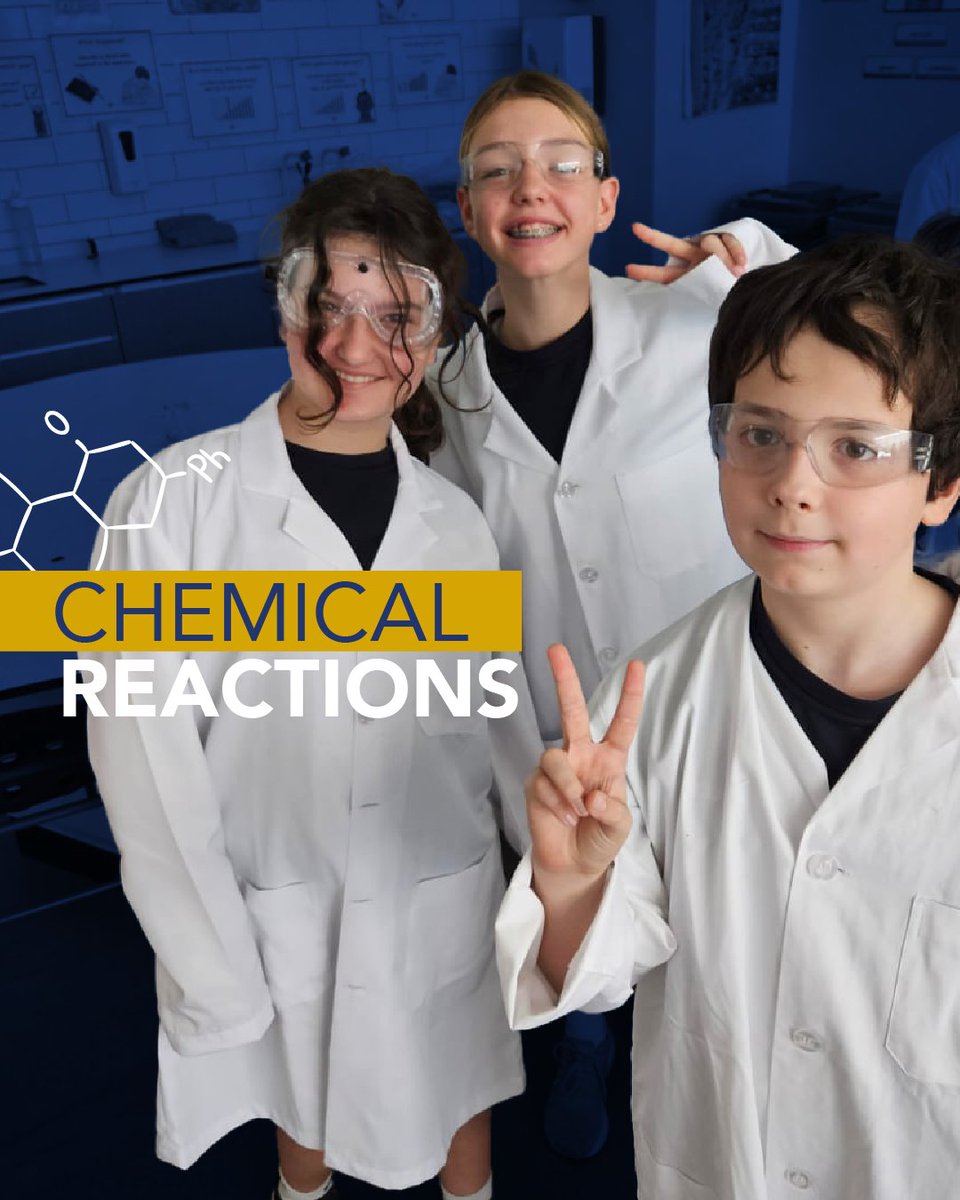 ArcadiaSch's tweet image. Sparks of curiosity! Our Year 7 scientists explored exciting chemical reactions under the careful guidance of their teacher—learning, experimenting, and watching science come to life, one reaction at a time!
#ScienceInAction #FutureScientists #HandsOnLearning #Chemistry