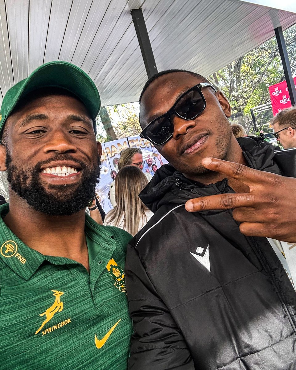 rugby_ap's tweet photo. Champions. 🇿🇦 https://t.co/psbb3sWuP7