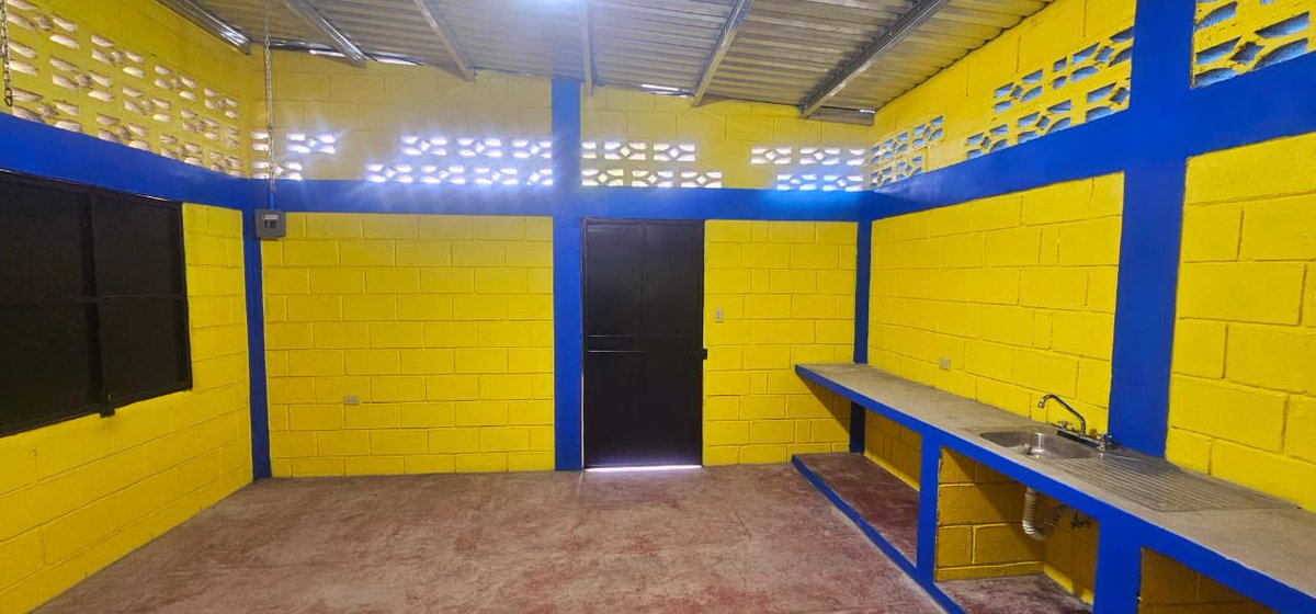 RamiroOcasio's tweet image. Muy buenos días! Con mucha alegría compartimos que a finales de este mes inauguramos otra escuela más, ahora con auditorio y cafetería. Siempre que sea posible, vamos a seguir sumando estos espacios!
Gracias alcalde Gustavo Mejía, junta directiva, donantes!
Dios es fiel!…