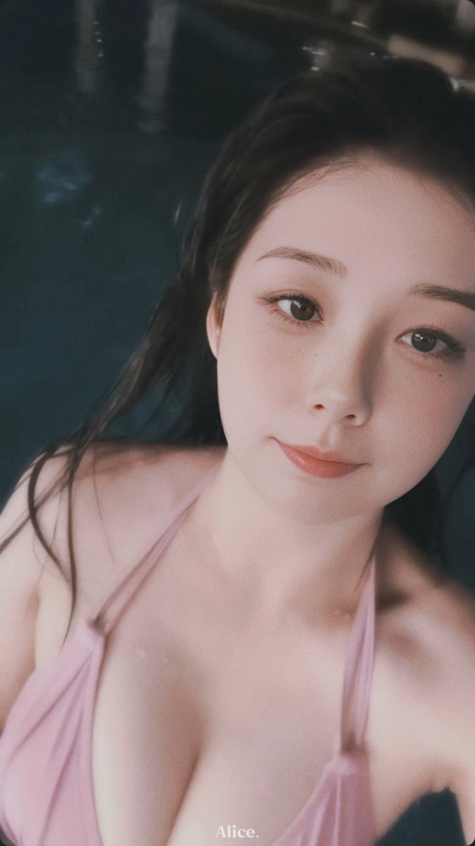 alice__aiii's tweet photo. 📷✨ https://t.co/ktP1PK1Wal