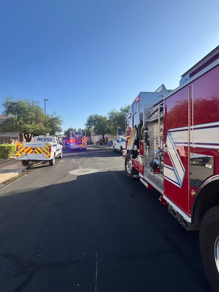 Working House Fire:  Val Vista/Ray. Fire crews quickly extinguished fire and confirmed no one inside. Investigator on scene now. No injuries.