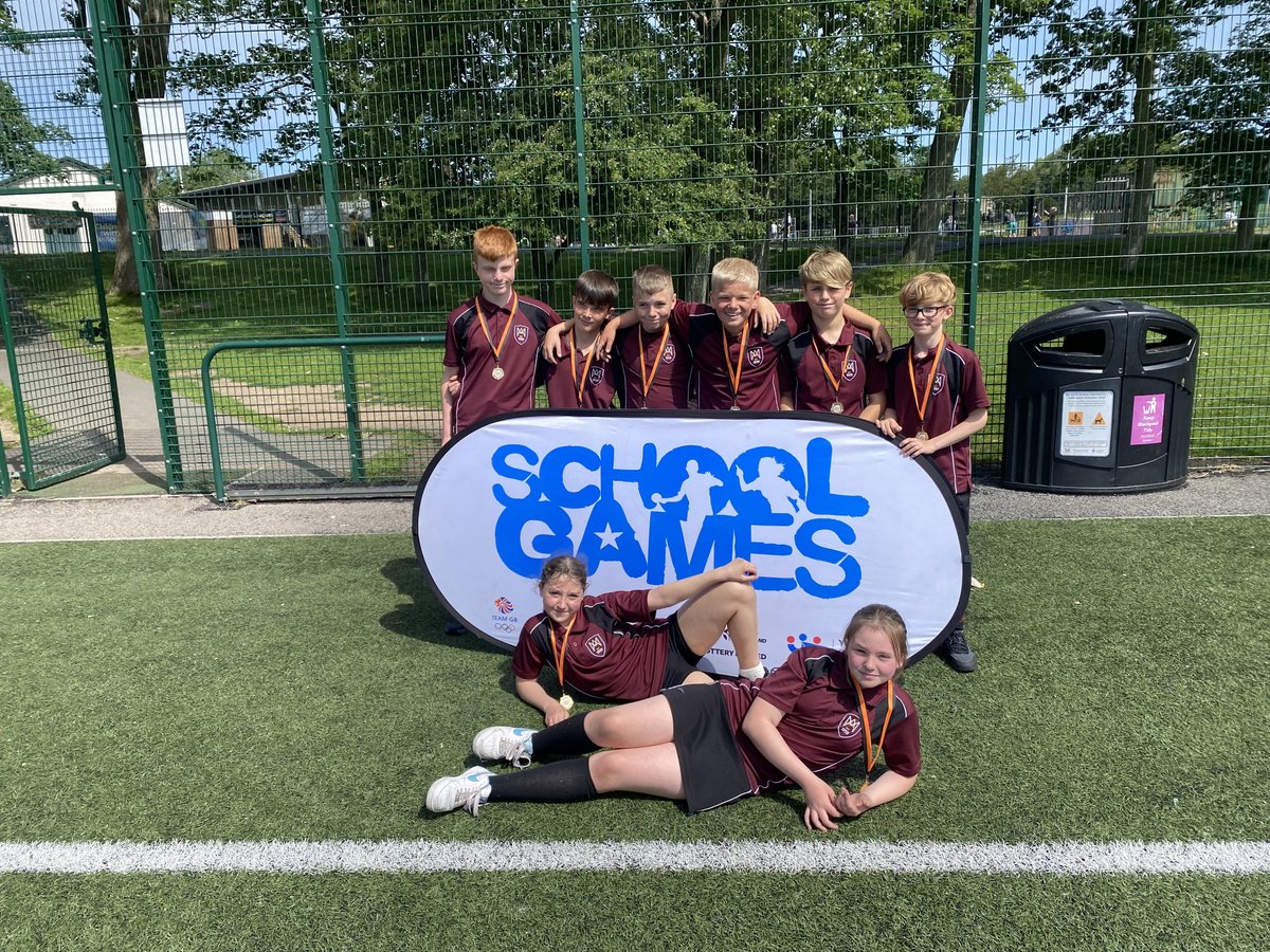 Year 7: Cricket winners: A great morning for the Y7s who were brilliant in beating both Armfield and St Mary’s.
This gives them the chance to represent Blackpool in the Lancashire Finals in a couple of weeks time. 🏏🏏