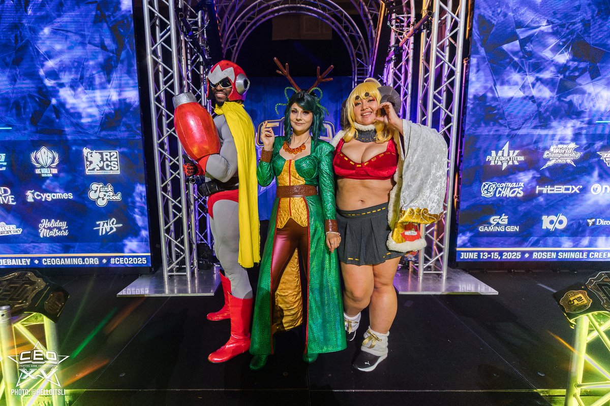 🪭 MsValentine 🔜 Combo Breaker 🪭 (@msvalentine2552) on Twitter photo Good times getting to judge cosplay at CEO with <a href="/kryrayne/">KryRayne 🔜 ChainShift 🔜 Anime Expo!</a> and <a href="/VitaminDCosplay/">💪Vitamin D Cosplay✊ 🔜</a> ⭐️ Good times getting to judge cosplay at CEO with <a href="/kryrayne/">KryRayne 🔜 ChainShift 🔜 Anime Expo!</a> and <a href="/VitaminDCosplay/">💪Vitamin D Cosplay✊ 🔜</a> ⭐️