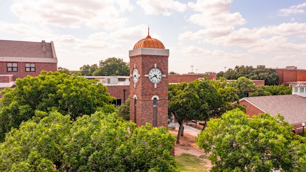 HSUTX's tweet image. On June 19, 1865, freedom finally reached Galveston Bay, Texas—two years after the Emancipation Proclamation. Juneteenth marks the day over 250,000 African Americans embraced freedom. This day, now known as Juneteenth, is a powerful reminder of resilience and liberation.…