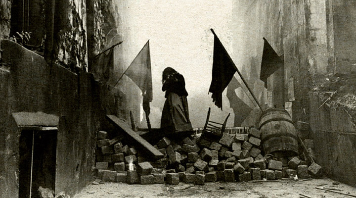 GazetePatika's tweet photo. ✍️ Nasır Çerkezyan yazdı | Nesnel Kriz ve Öznel Görevler: Devrimci Durumun Diyalektiği- 1

"Yöneten sınıfın krizleri kendi iç dinamikleriyle aşma çabası ve tabandan gelen örgütsüz tepkiler, egemen sınıflar içinde beklenen çatlağa neden olmamaktadır."

https://t.co/6LqaFuKc3r https://t.co/dirVJTtyrn