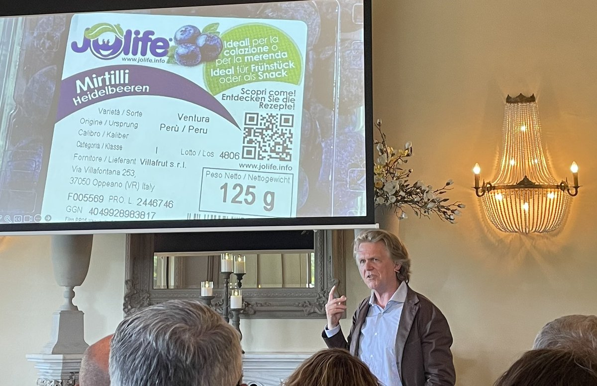 Geert Pinxterhuis (@geertpenco) on Twitter photo .<a href="/chrisfruitnet/">Chris White</a> geeft ‘lesje’ promotie voor groenten en fruit. Verpakking staat nu vol codes over supplychain. Sector vergeet eindconsument aan te spreken op echte (gezondheids)waarde van het product #GFHuis .<a href="/chrisfruitnet/">Chris White</a> geeft ‘lesje’ promotie voor groenten en fruit. Verpakking staat nu vol codes over supplychain. Sector vergeet eindconsument aan te spreken op echte (gezondheids)waarde van het product #GFHuis