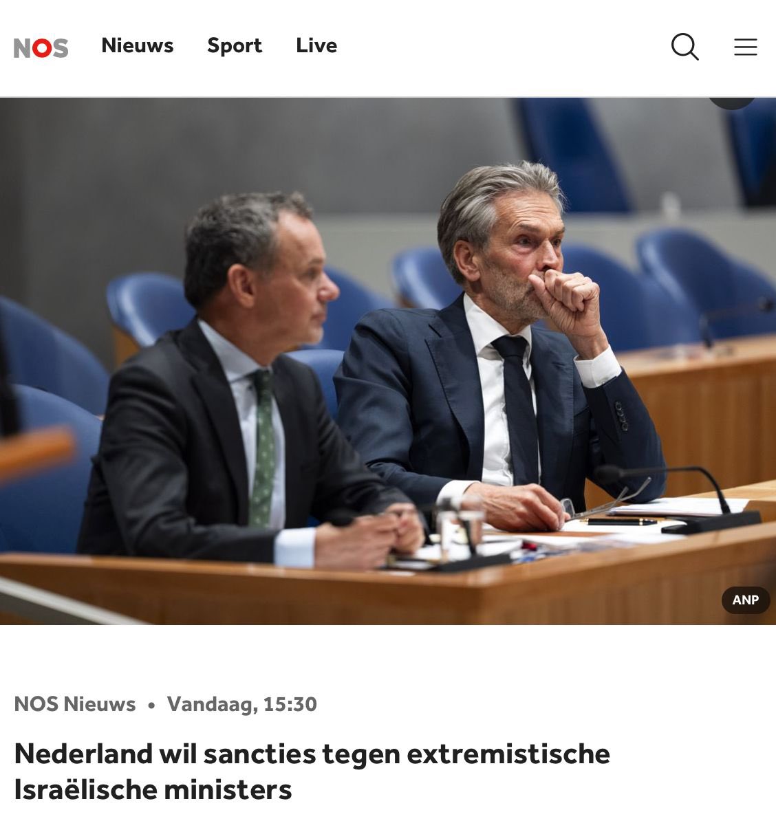 De druk van onderop dwingt politici tot verandering die anders wegkijken.

150.000 mensen trokken afgelopen zondag een rode lijn. Dat verhoogde de druk.

Nu moet kabinet Israël dwingen humanitaire hulp tot Gaza toe te laten en sancties tegen extremistische ministers op te leggen.