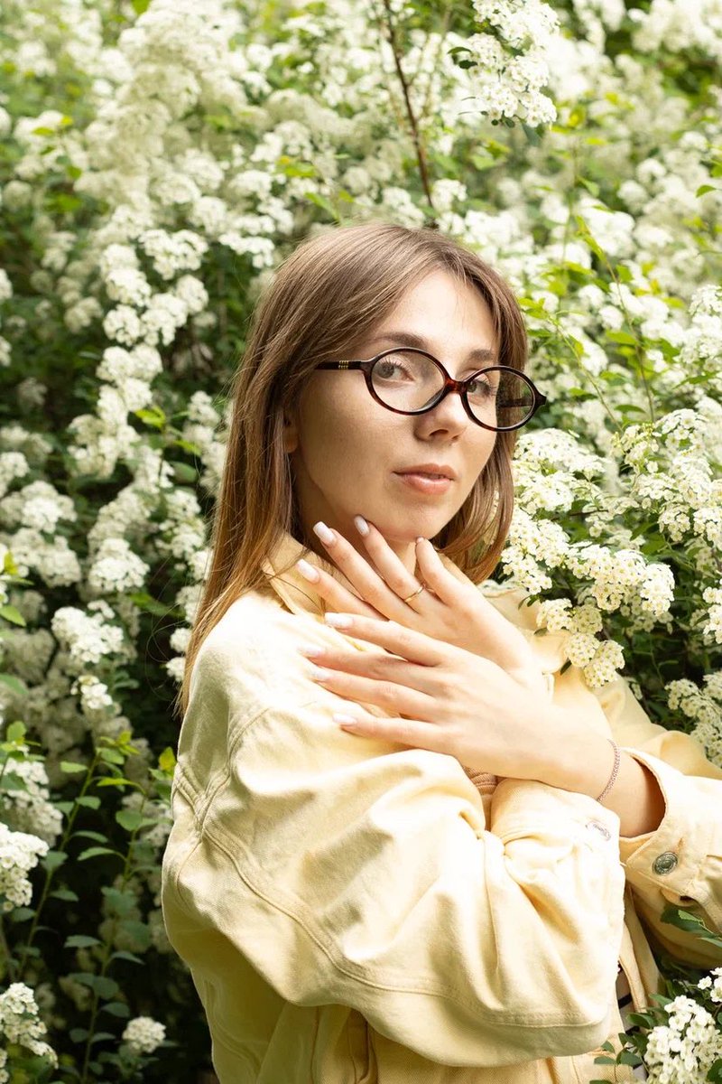 Happy Wednesday 🤍
New drop in <a href="/objktcom/">objkt</a> 
„Awakening”🌸

The awakening of nature around, and finally her soul blossomed as well.❤️‍🩹💓

1/1
57 XTZ 
#NFT #NFTCommunity #MadeCommunity1 #MadeArtBridge