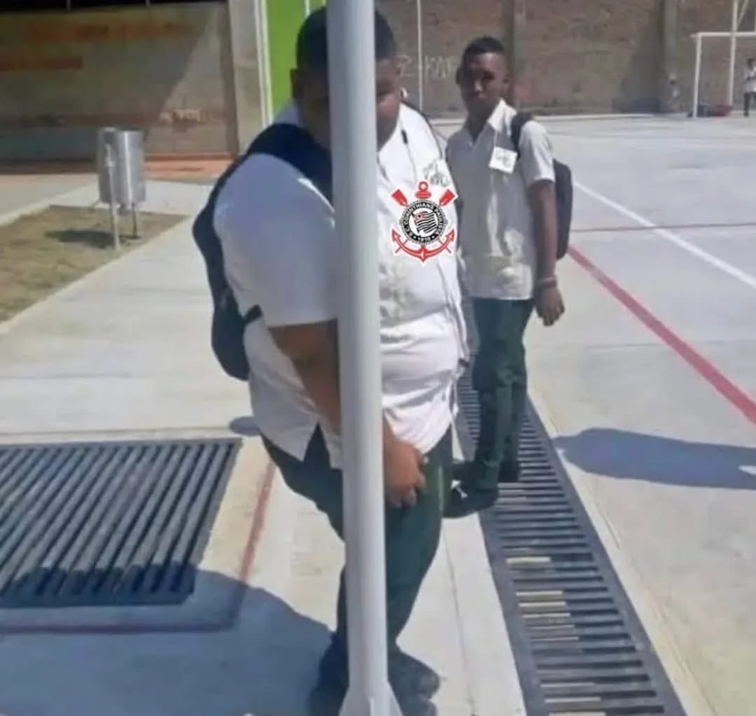 lindifc's tweet photo. eu tentando esconder a saudade que eu tô de ver o meu corinthians jogar https://t.co/4lfUgO2Kpn