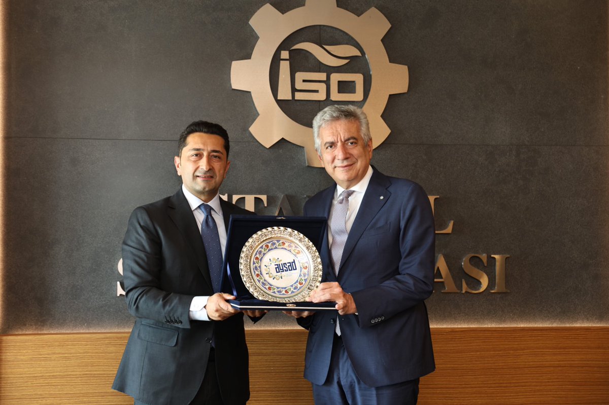 İstanbul Sanayi Odası (@ist_sanayiodasi) on Twitter photo Ayakkabı Yan Sanayicileri Derneği (AYSAD) Yönetim Kurulu Başkanı Sait Vakkas Salıcı başkanlığındaki AYSAD heyeti, İstanbul Sanayi Odası (İSO) Yönetim Kurulu Başkanı Erdal Bahçıvan’a nezaket ziyaretinde bulundu.
Haberin devamı
🔗 iso.org.tr/haberler/diger…
<a href="/erdal_bahcivan/">Erdal BAHÇIVAN</a> Ayakkabı Yan Sanayicileri Derneği (AYSAD) Yönetim Kurulu Başkanı Sait Vakkas Salıcı başkanlığındaki AYSAD heyeti, İstanbul Sanayi Odası (İSO) Yönetim Kurulu Başkanı Erdal Bahçıvan’a nezaket ziyaretinde bulundu.
Haberin devamı
🔗 iso.org.tr/haberler/diger…
<a href="/erdal_bahcivan/">Erdal BAHÇIVAN</a>