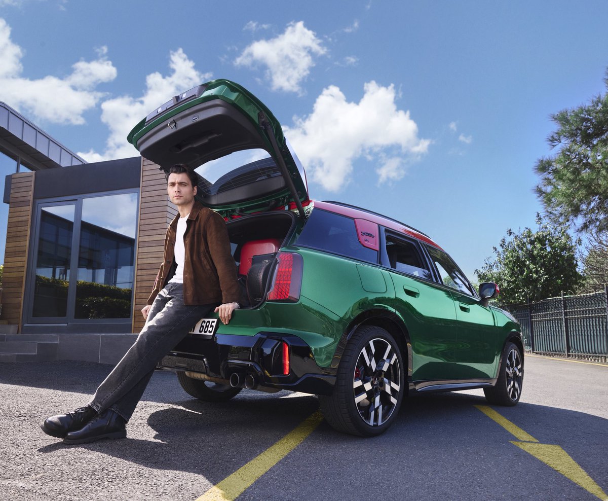 Cazibe deyince akla gelen ikili: Yeni MINI John Cooper Works Countryman ALL4 ve Hakan Kurtaş.

#MINI #JCW #CountrymanALL4 #işbirliği