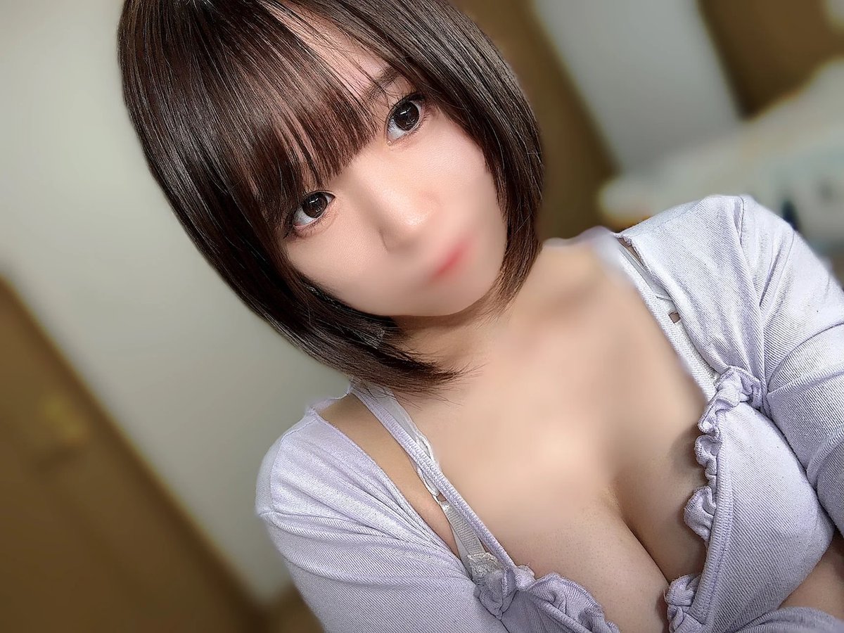 D2passOfficial's tweet photo. 【DXLIVE】イチオシ女の子のご紹介！！
KIRIKAsilちゃん　https://t.co/O4RzTgqQdK
アイドル級のルックスを持つKIRIKAさんは写真よりも10倍可愛い子です。とっても気立てが良くて優しい心遣いをしてくれます。また、有料では全...
#DXLIVE #チャット #お薦め https://t.co/DUpD7Mzhgq