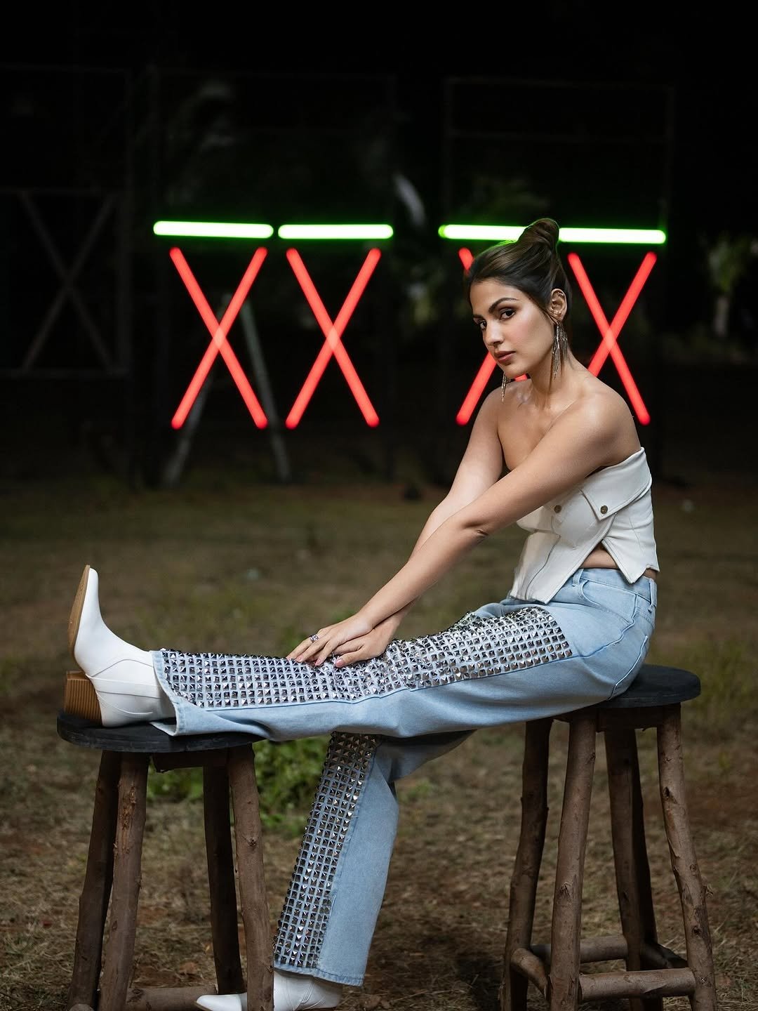 GtvHaIuWQAAZPll?format=jpg&name=large