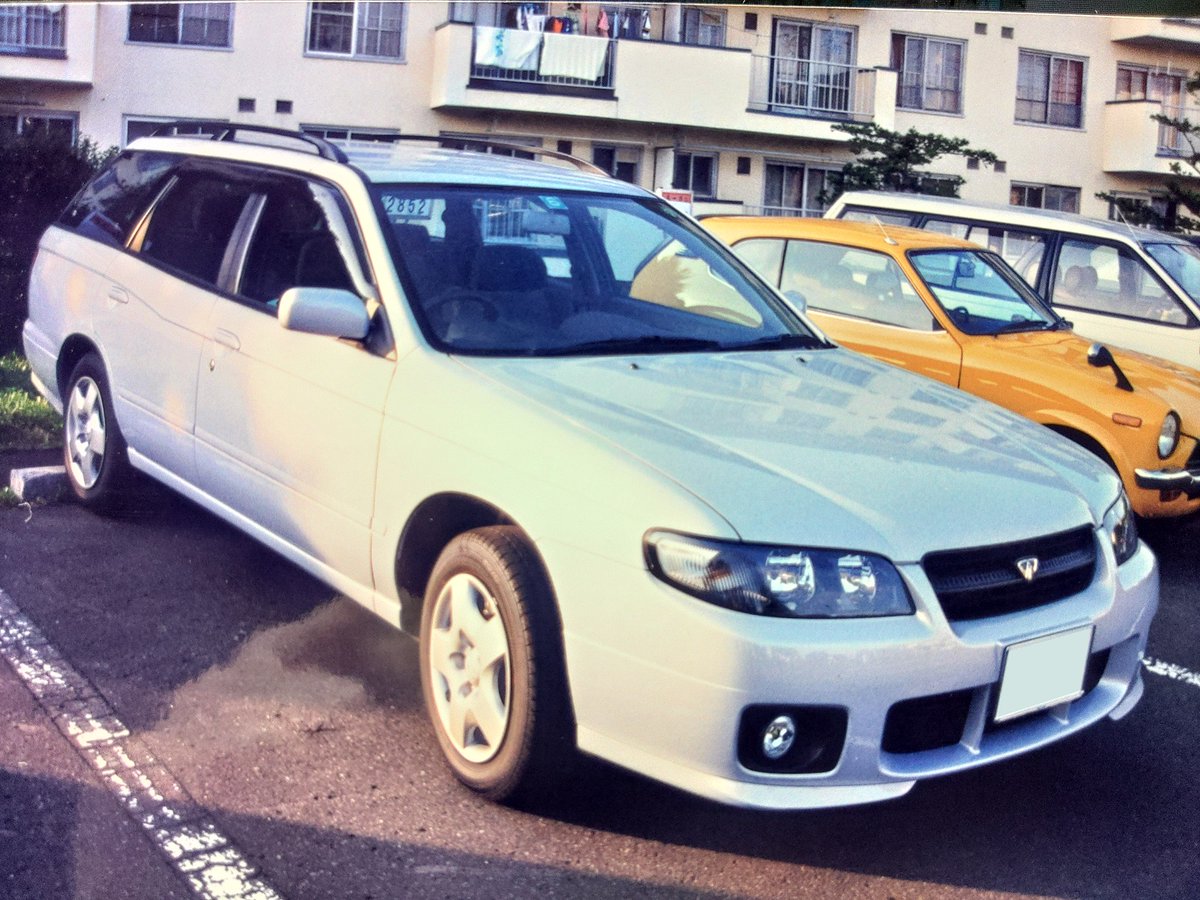 vsb11_sunny's tweet image. 気がつきゃ新車登録から25年経っていたウチのポンコツワゴン。

画像は
車検証上は新車からのワンオーナー
まだキレイだった&apos;00年5月頃の納車直後
パッと見GT4っぽい外装＆ルーフレールを撤去して無駄に全塗装した直後の&apos;12年9月頃
いい加減ボロくなった&apos;24年11月頃

#PW11
#アベニール