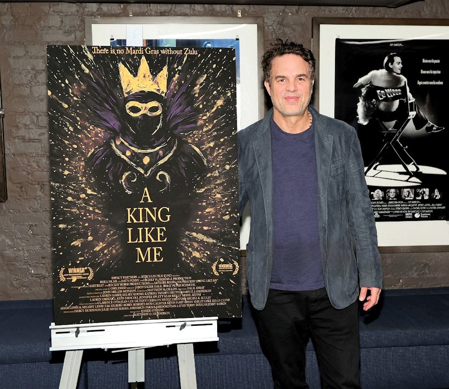 Jedi_Jill's tweet photo. Mark attended the premiere of A King Like Me in NYC on the 16th. πππ #MarkRuffalo #BusyGuy #FillingTheVoid #MyEdits https://t.co/luvtcBvHW9