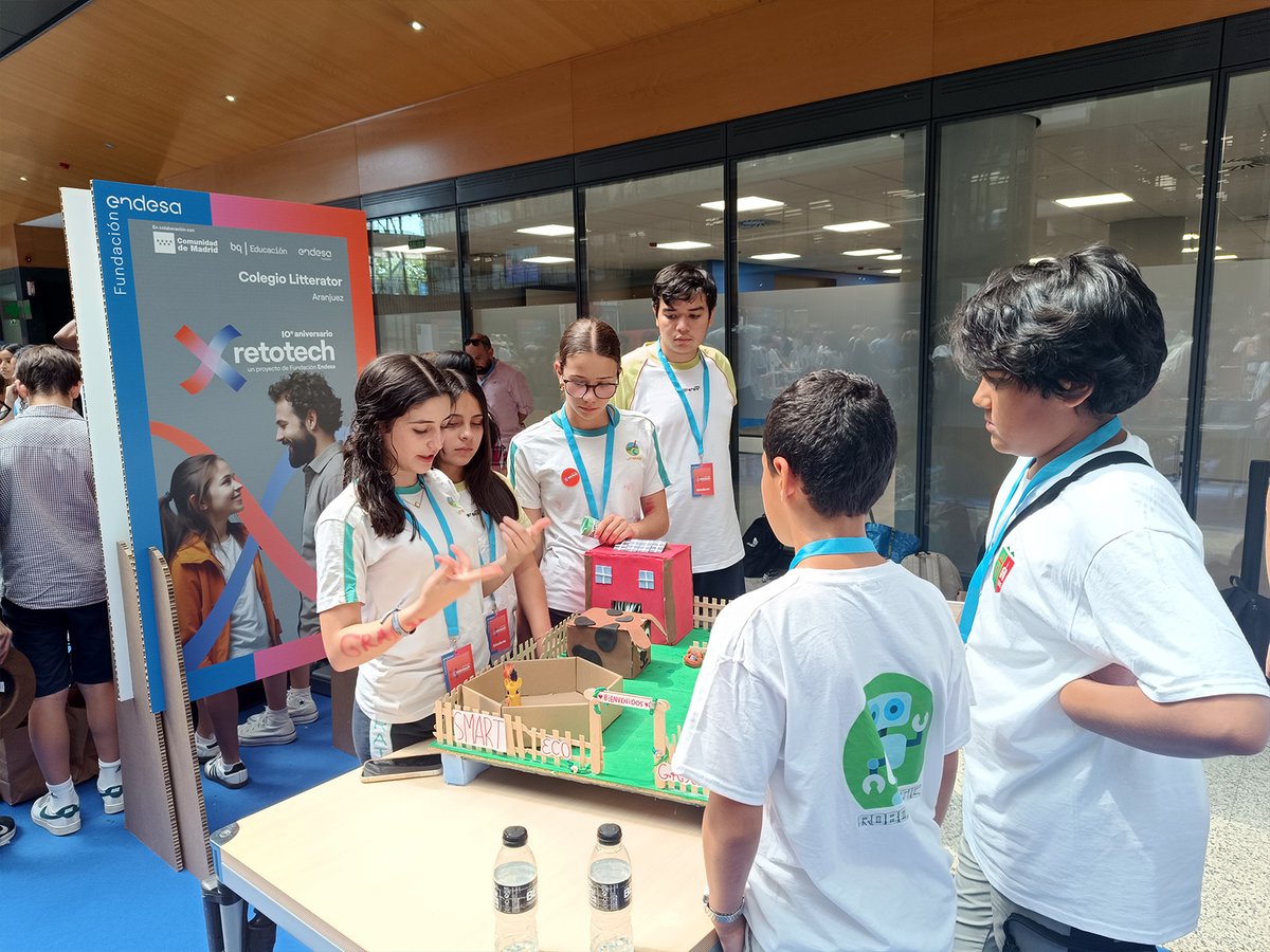 🤖 Alumnos de 2ºESO de #CienciasComputación vivieron una gran experiencia en la final de #RetoTech de #FundacionEndesa. ¡#Robótica, programación y mucho talento en acción! 👏💡

#ColegioLitterator en #Aranjuez &gt; #SueñaCreativo