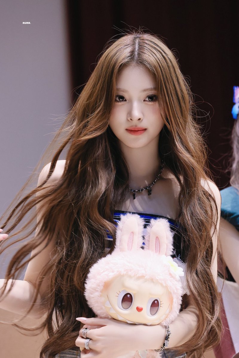 안나찬🐈‍⬛] 🫶🏻 #MEOVV #미야오 #ミヤオ #ANNA #안나 #田中杏奈