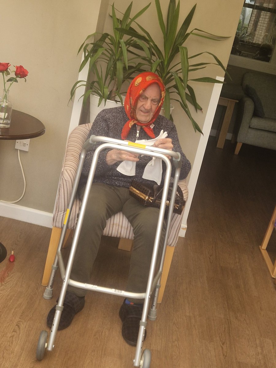 Leeds Recovery Service tweet media