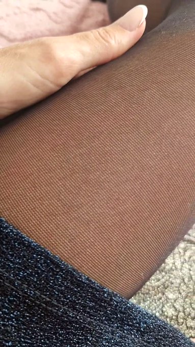 Watch Violet Denier's leaked NSFW photo on TwXstars