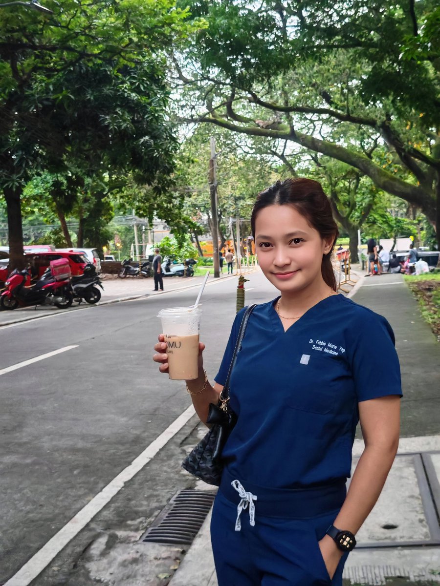 Marie 🌻 tweet media