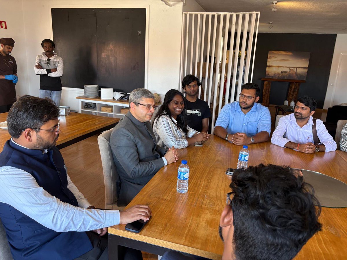 Puneet Roy Kundal (@prkundal) on Twitter photo A delight to meet and interact with Indian Ph.D and Post Doc researchers working in Univ of Porto, Univ of Aveiro, International Iberian nano technology laboratory Braga, Agri Univ Villa de Conde among others. <a href="/IndianDiplomacy/">Indian Diplomacy</a> A delight to meet and interact with Indian Ph.D and Post Doc researchers working in Univ of Porto, Univ of Aveiro, International Iberian nano technology laboratory Braga, Agri Univ Villa de Conde among others. <a href="/IndianDiplomacy/">Indian Diplomacy</a>