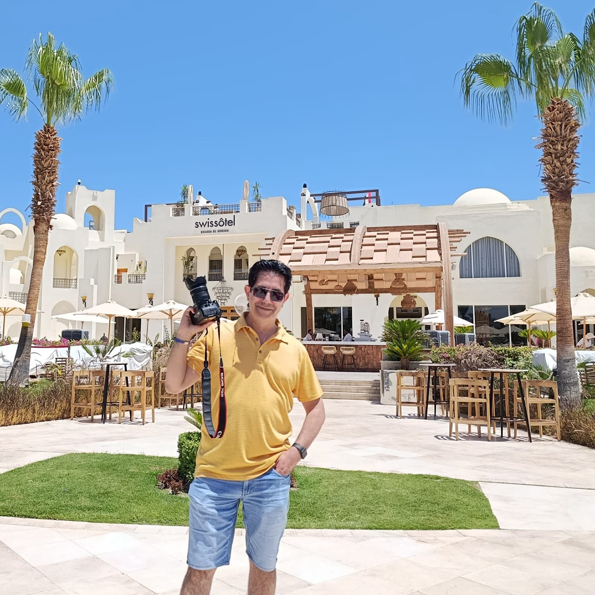 Mısır’ın popülaritesi artan turizm merkezi Sharm El Sheikh’teyiz

25 yıl önce Marmaris’te küçük bir butik otelin haritasını çizerken bu yolun bizi buralara getireceğini hayal bile edemezdik

Zamanla çizdiğimiz haritalar çok beğenildi ve yurt dışından da teklifler gelmeye başladı.