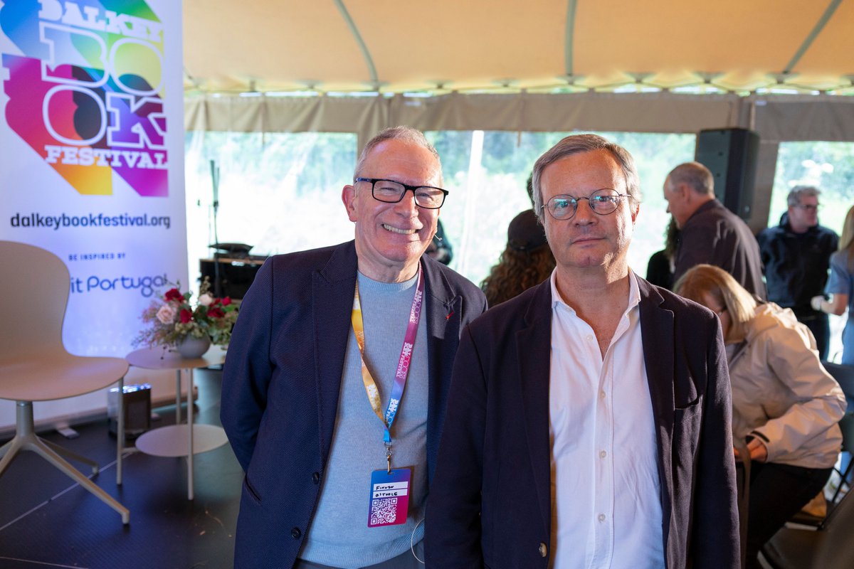 Portugal in Ireland (@ptinireland) on Twitter photo O Turismo de Portugal patrocinou a edição deste ano do Dalkey Book Festival.
Este evento contou com 3 painéis de discussão alusivos a Portugal, entre os oradores convidados estiveram o escritor Afonso Cruz e os académicos Filipe Ribeiro de Meneses e Carla Mateus.
<a href="/dalkeybookfest/">Dalkey Book Festival</a> O Turismo de Portugal patrocinou a edição deste ano do Dalkey Book Festival.
Este evento contou com 3 painéis de discussão alusivos a Portugal, entre os oradores convidados estiveram o escritor Afonso Cruz e os académicos Filipe Ribeiro de Meneses e Carla Mateus.
<a href="/dalkeybookfest/">Dalkey Book Festival</a>