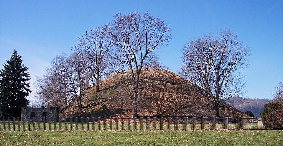There are many very interesting historical sites in our region. See C. Prentiss Orr's 'Five Frugal and Fun History Day Trips': entertainmentcentralpittsburgh.com/story-mosaic/f… #GraveCreekMound #PittsburghHistory #PittsburghMuseuems #NativeAmericans #Pittsburgh #Pgh