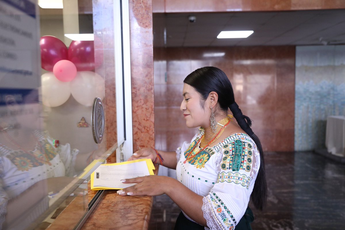 Asamblea Nacional (@asambleaecuador) on Twitter photo La asambleísta <a href="/DinaFarinangoEc/">Dina Farinango</a> afirma: “Es importante que se pueda incrementar la protección del #PatrimonioFamiliar. Presentamos en la ventanilla de Gestión Documental nuestro proyecto de Ley Reformatoria al #CódigoCivil”.
La iniciativa seguirá el trámite correspondiente. La asambleísta <a href="/DinaFarinangoEc/">Dina Farinango</a> afirma: “Es importante que se pueda incrementar la protección del #PatrimonioFamiliar. Presentamos en la ventanilla de Gestión Documental nuestro proyecto de Ley Reformatoria al #CódigoCivil”.
La iniciativa seguirá el trámite correspondiente.