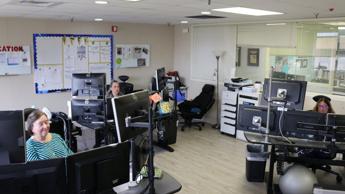 Sentara launched the nation’s 1st eICU in 2000. Today, it monitors 132 beds across 7 hospitals—and soon, it will anchor our new virtual hub in Virginia Beach. 💻🩺 Read more: bit.ly/4laQLKh
#eICU #VirtualCare