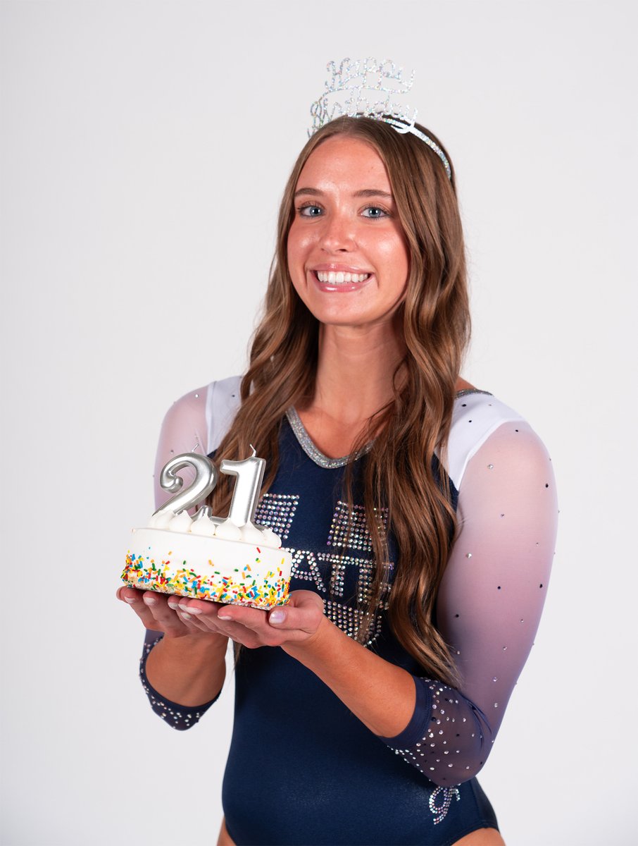 USUGymnastics's tweet image. 🎉 Happy Birthday, Avery!🎂