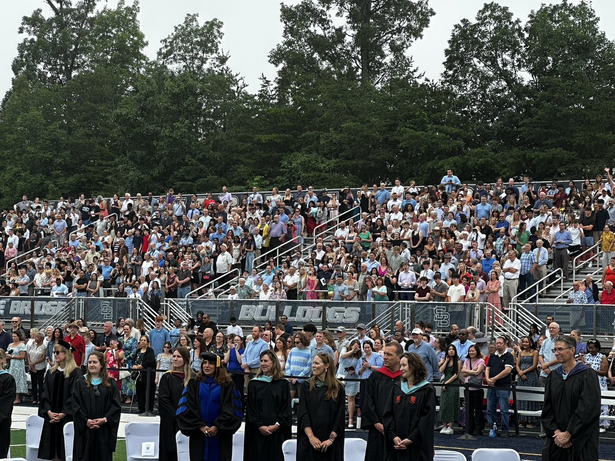 DavidReidVA's tweet image. Congratulations to the over 430 Stone Bridge HS graduates and their families!! We look forward, with great hope, for all the positive impacts you’ll have on our community and the future.