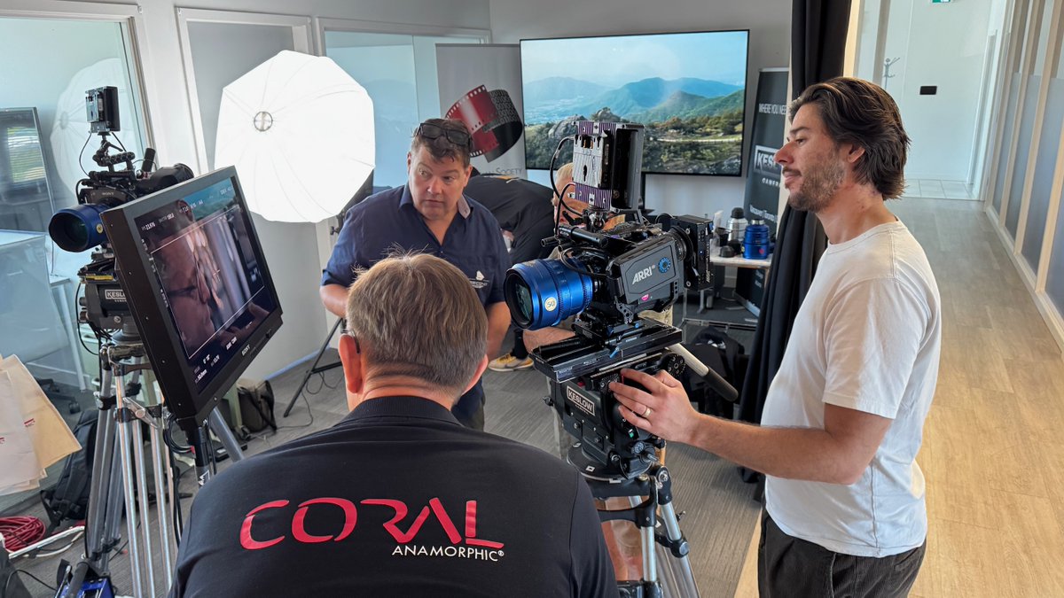 THANK YOU to everyone who came out to our recent Second Reef demo events in Toronto and Vancouver!

Want to make sure you're on the list for our next event? Sign up for notifications on our Eventbrite page: tinyurl.com/KeslowCamera-E…