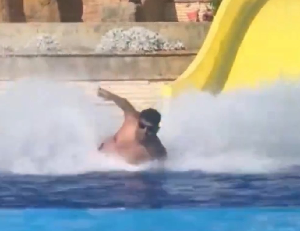 <a href="/vidsthatgohard/">vids that go hard</a> I can imagine the number of times he failed to learn this 😂