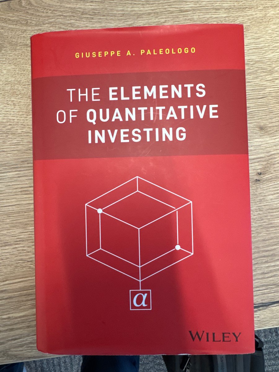 Finally got <a href="/__paleologo/">Gappy (Giuseppe Paleologo)</a> ‘s book delivered! I expect to learn all about carbonara!