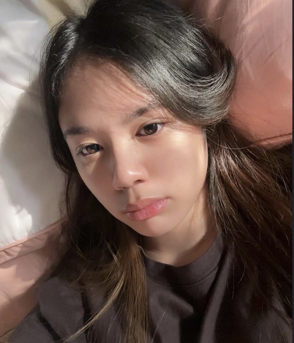 elle°‧🫧 tweet media