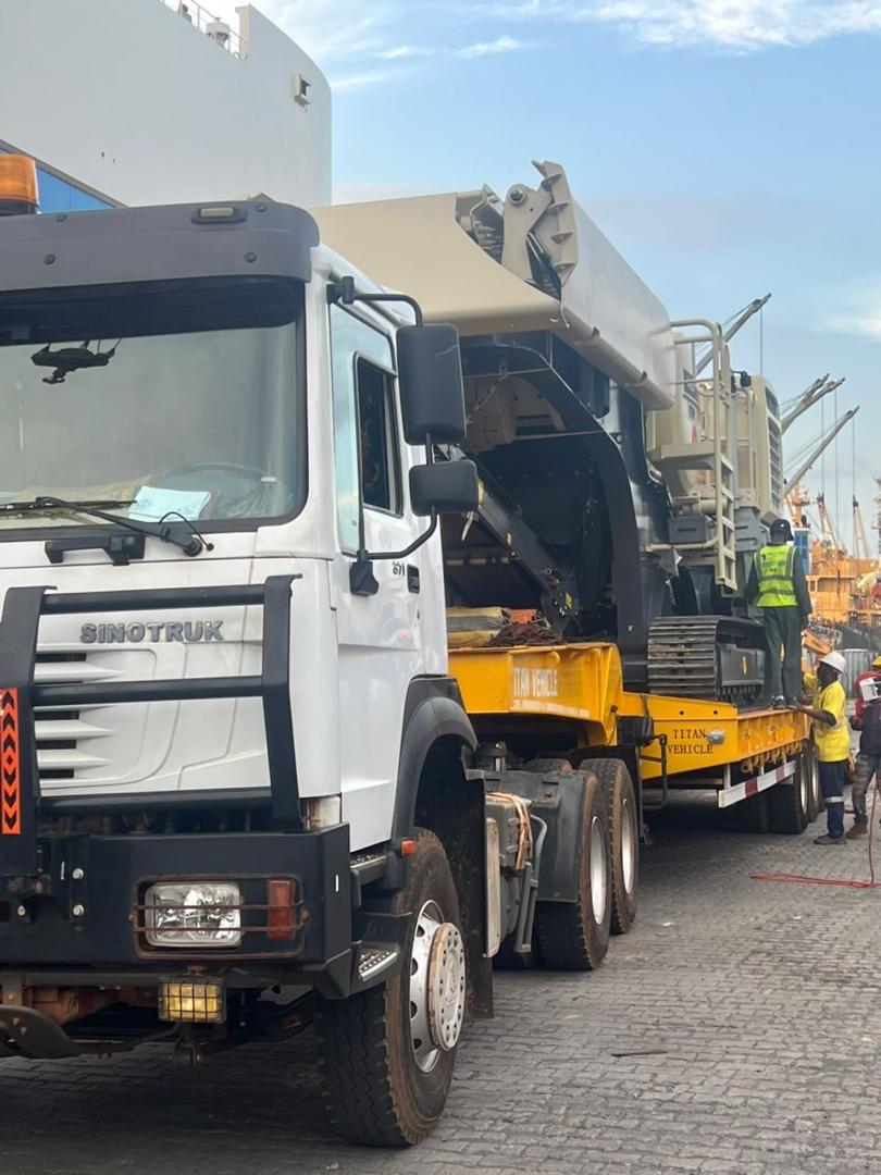 DlsSlLtd's tweet photo. From Port to Pit—DLS Delivers.
Recently, we delivered a Jaw Crusher and Scalping Screen for a top-tier mining client—seamlessly navigating customs at Conakry Port, and the Pamalap border between Guinea and Sierra Leone  #logistics #freightforwarding #customclearance #portagency https://t.co/XPHgUXQPdB