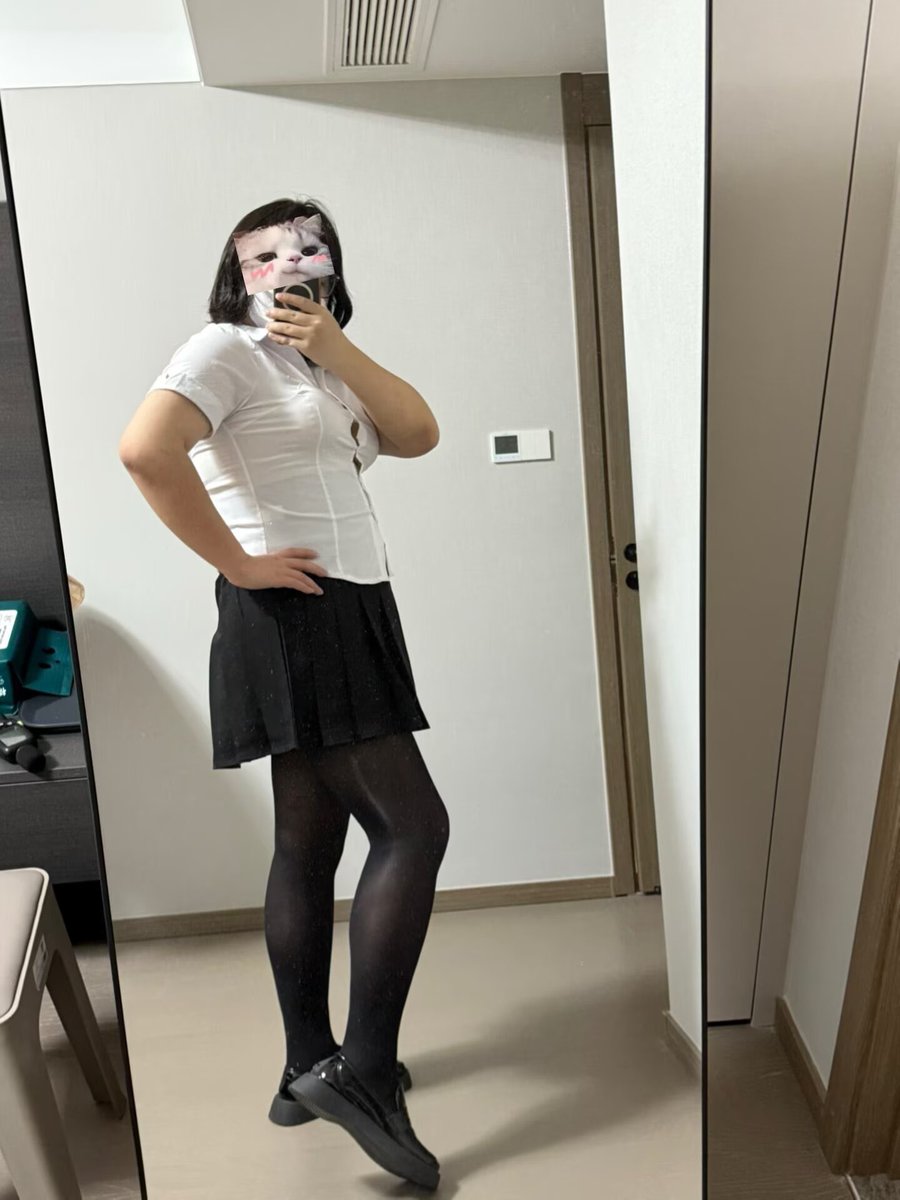 CornettRea98590's tweet photo. 好想半夜偷偷出门露出啊 #伪娘 #伪娘cd #伪娘TS #伪娘の日常 #伪娘丝袜 #伪娘调教 #伪娘露出 #户外露出 #露出 https://t.co/SqNNujlojx