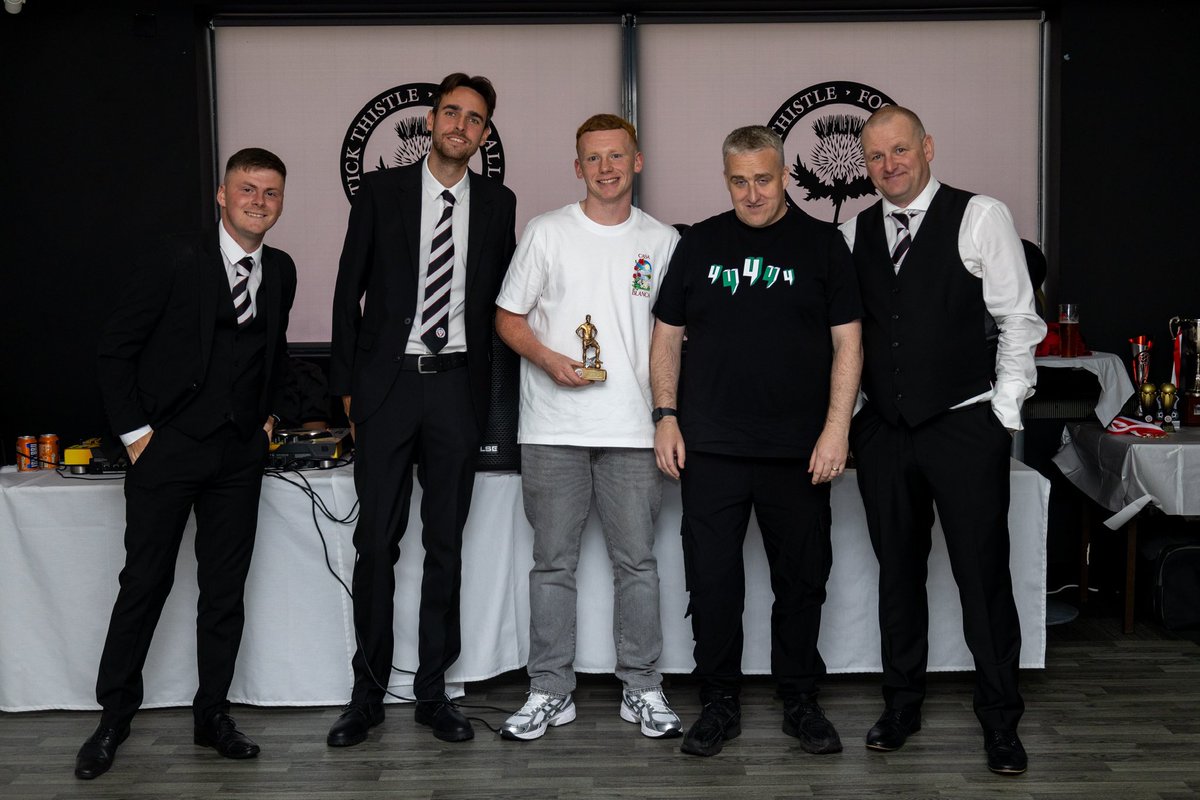 ashfield2008s's tweet photo. We have been very lucky to have a parent do so much fundraising for the team not just this season but over the last 3/4. So it felt right for him to get a vote on his player of the year thanks John Hamilton 👏👏 his vote was for the team captain Kelvin Aire 👏👏👏 well done https://t.co/inuC5XA71O