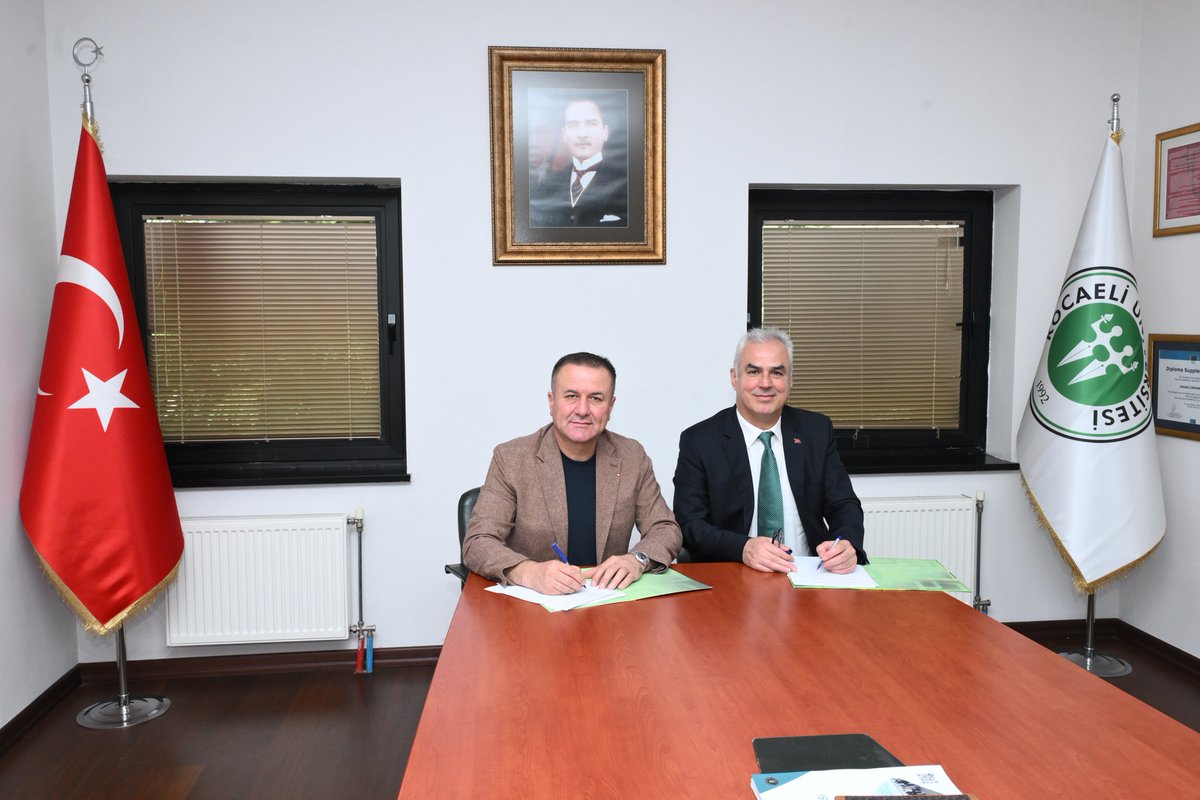 Kocaeli Üniversitesi Sürekli Eğitim Araştırma ve Uygulama Merkezi (KOÜSEM) ile Özel İzmit Bilgi Köprüsü Anaokulu arasında alternatif eğitim yöntemlerine yönelik önemli bir iş birliği protokolü imzalandı.

🌐 kocaeli.edu.tr/haberler/kocae…