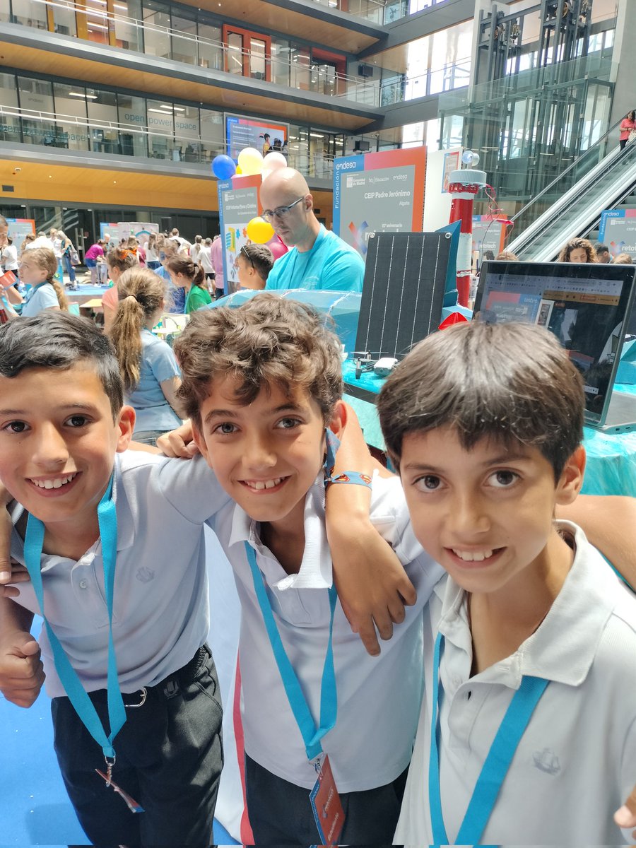 MLSevillano (@mlsevillano) on Twitter photo Cantera de <a href="/ColegioAldovea/">Colegio Aldovea</a> para siguientes ediciones <a href="/RetoTech/">RetoTech</a> . ¡Ojalá este proyecto siga creciendo y <a href="/FundacionEndesa/">Fundación Endesa</a> <a href="/BQEducacion/">BQ Educación</a> cuenten con nosotros para compartirlo! Cantera de <a href="/ColegioAldovea/">Colegio Aldovea</a> para siguientes ediciones <a href="/RetoTech/">RetoTech</a> . ¡Ojalá este proyecto siga creciendo y <a href="/FundacionEndesa/">Fundación Endesa</a> <a href="/BQEducacion/">BQ Educación</a> cuenten con nosotros para compartirlo!