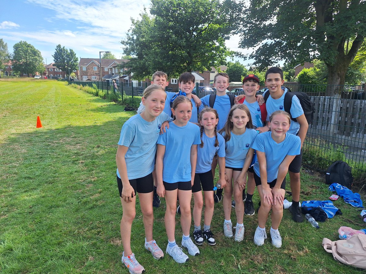 Unsworth rounders team came 4th today at a tournament. Well done!