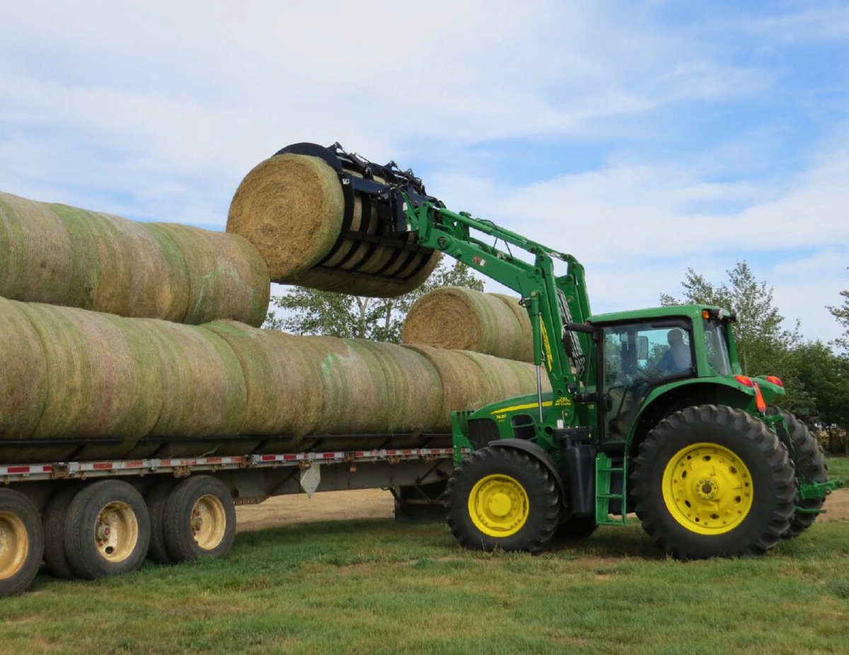 How fast can you fill a trailer of bales with your current set up? 

With a Haukaas Grapple from Rite Way, you can load 30 bales in a mere 10 minutes. See it in action here: bit.ly/44cQtgj 

#BaleGrapple #Ranchers #Farming #FarmEquipment